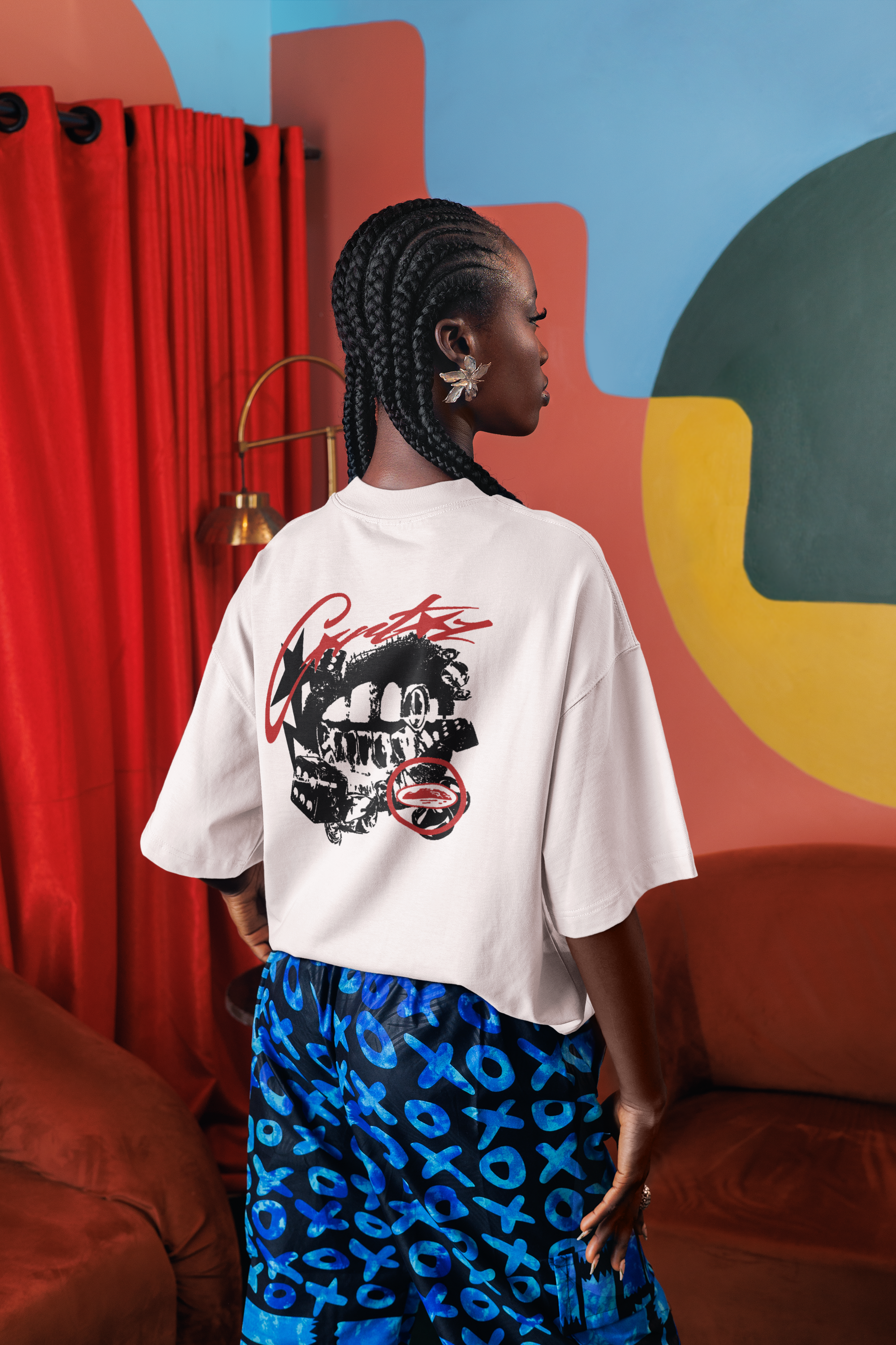 Bold street art oversized women Tee