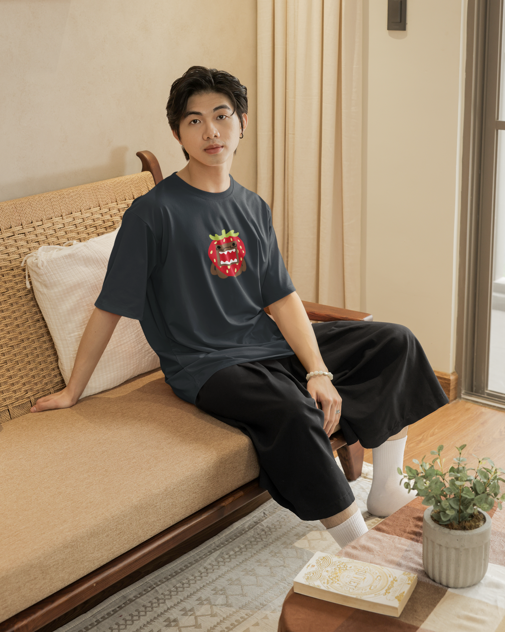 Strawberry Red Domo Males Tee